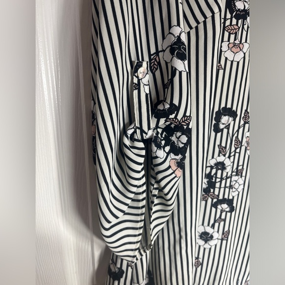 Black Rainn Plus Size y2k 3/4th button back long sleeve tunic top size 3x - Picture 8 of 9